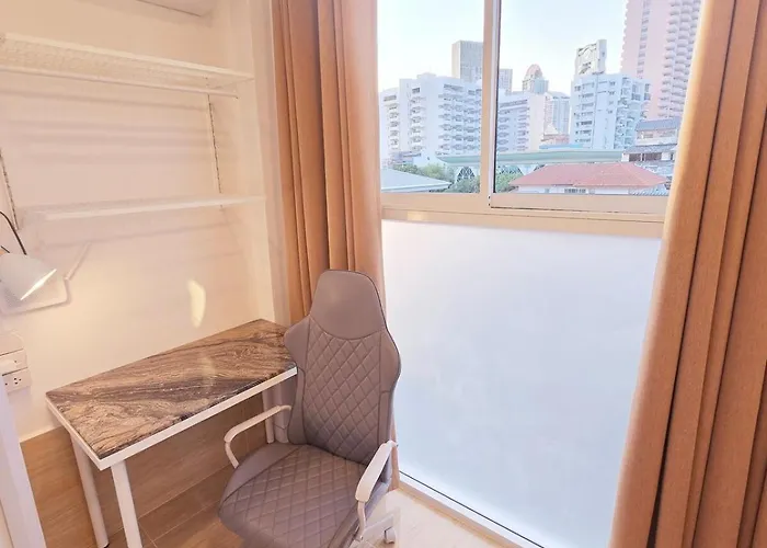 Crane Nest 13 Downtown View Apartment Bangkok
